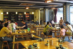 農(nóng)家菜、餐飲服務(wù)、歌舞活動——鄉(xiāng)村休閑旅游的三大亮點